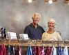 <p>Veksten innen netthandel har snudd opp-ned på store deler av den tradisjonelle varehandelen. Garvede seniorer – ansatte som er 50 år og eldre – kan spille en rolle i å holde liv også i de fysiske butikkene.</p>