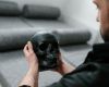<p>Å utføre arbeidsoppdrag utenom vanlig ansettelse kan gjøres på flere måter. Forskjellene i plikter og rettigheter – og den personlige risikoen man tar – kan da være store.</p>